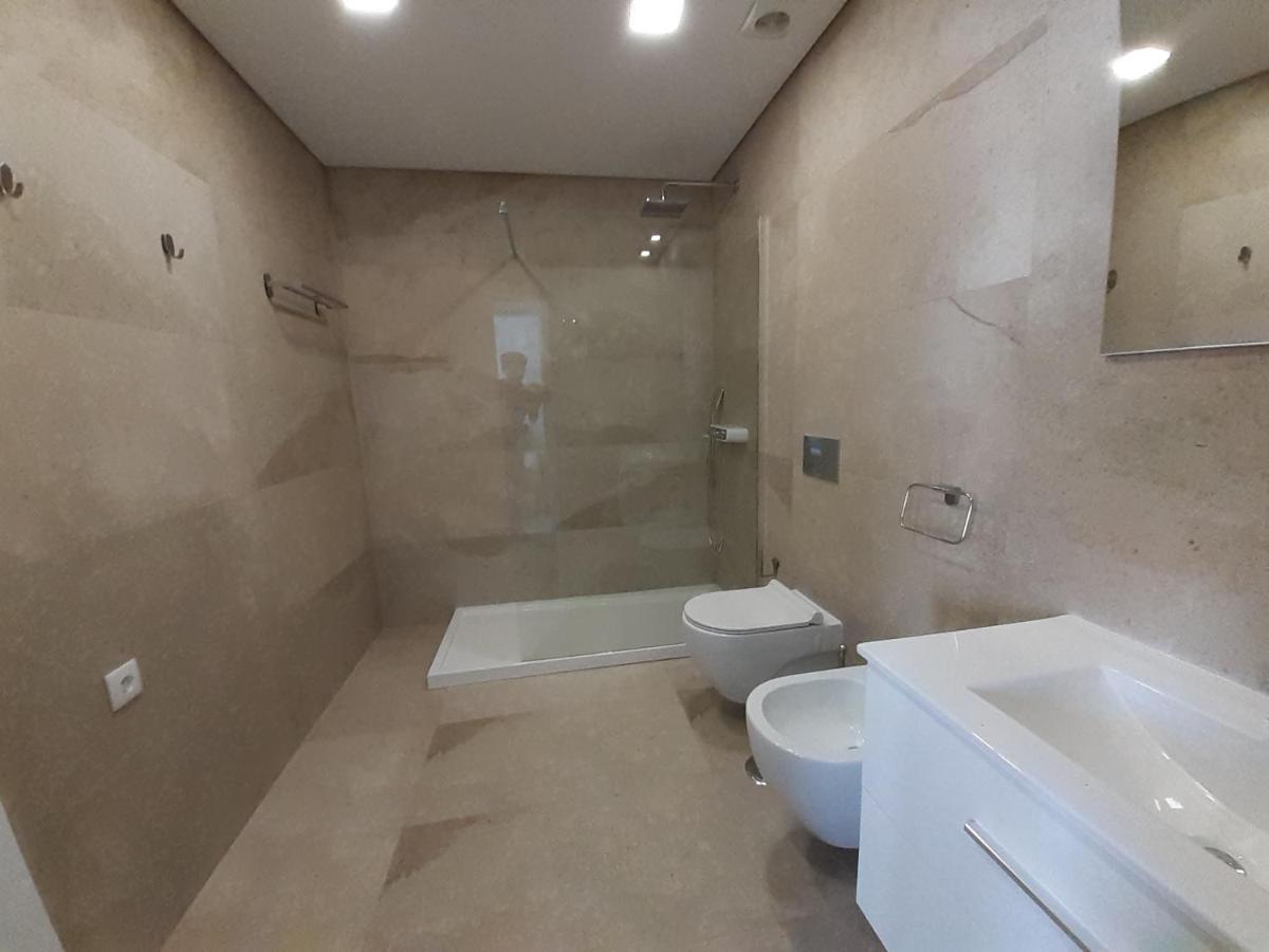 Lisbon Tagus River 2 Suites Private Pool D Almada Eksteriør billede