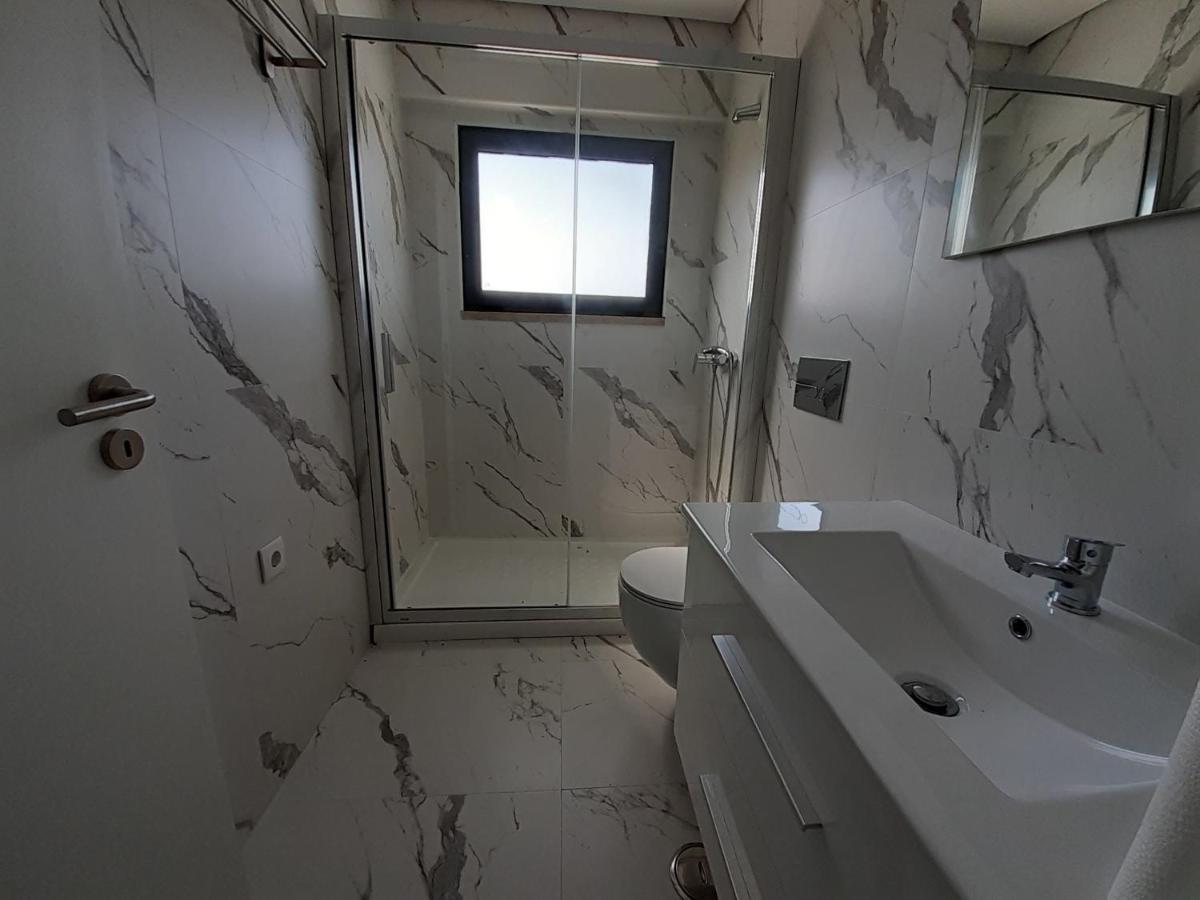 Lisbon Tagus River 2 Suites Private Pool D Almada Eksteriør billede