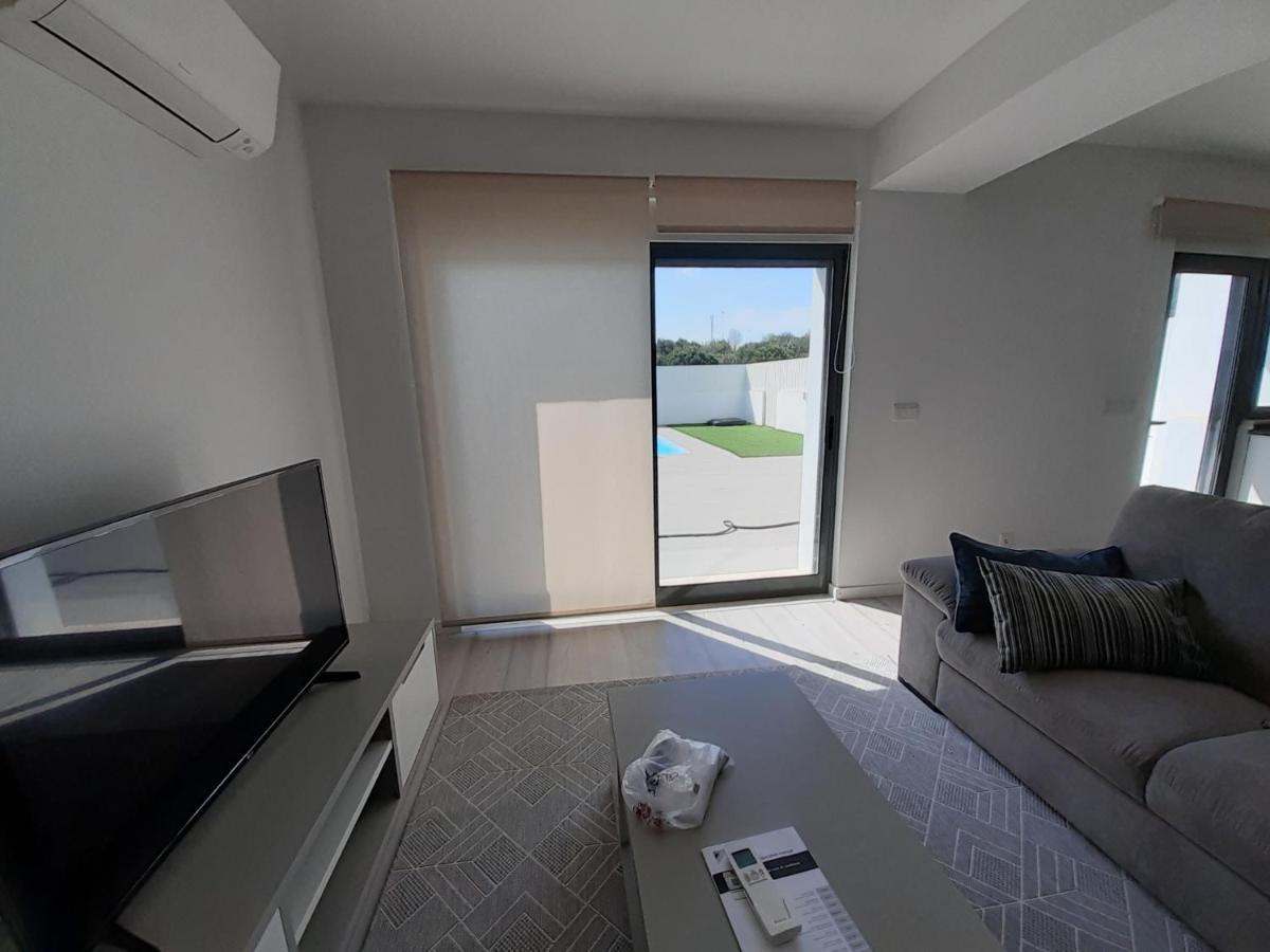 Lisbon Tagus River 2 Suites Private Pool D Almada Eksteriør billede
