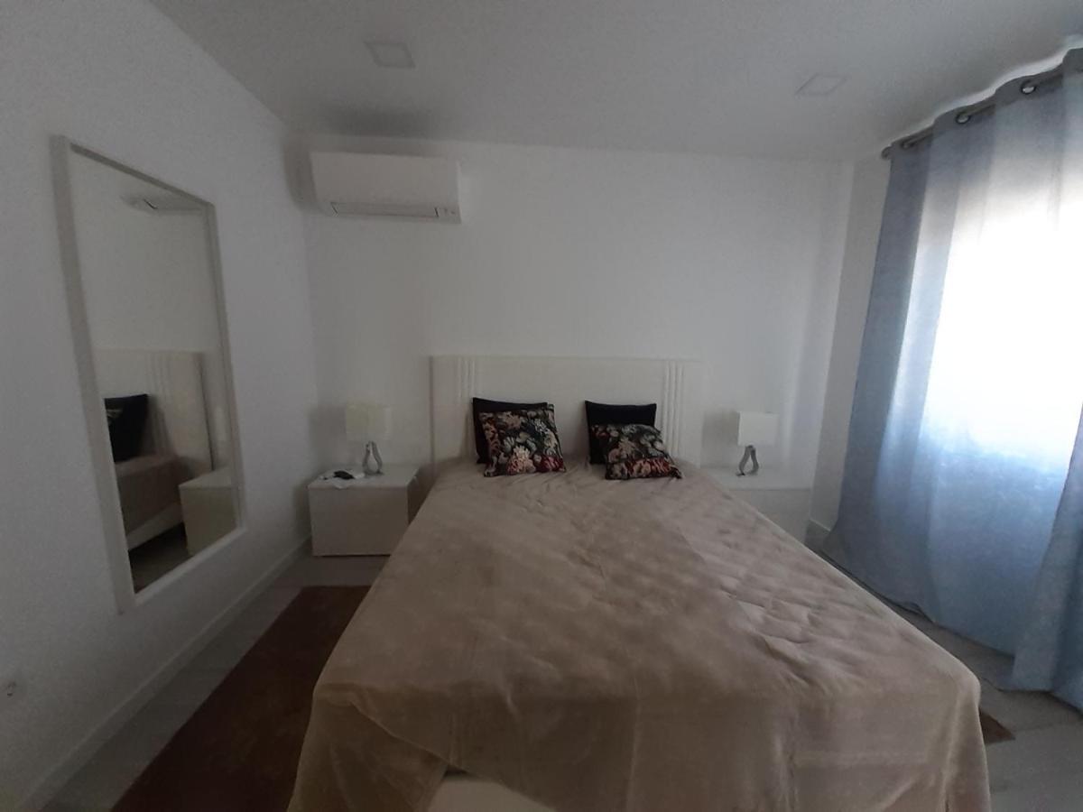 Lisbon Tagus River 2 Suites Private Pool D Almada Eksteriør billede