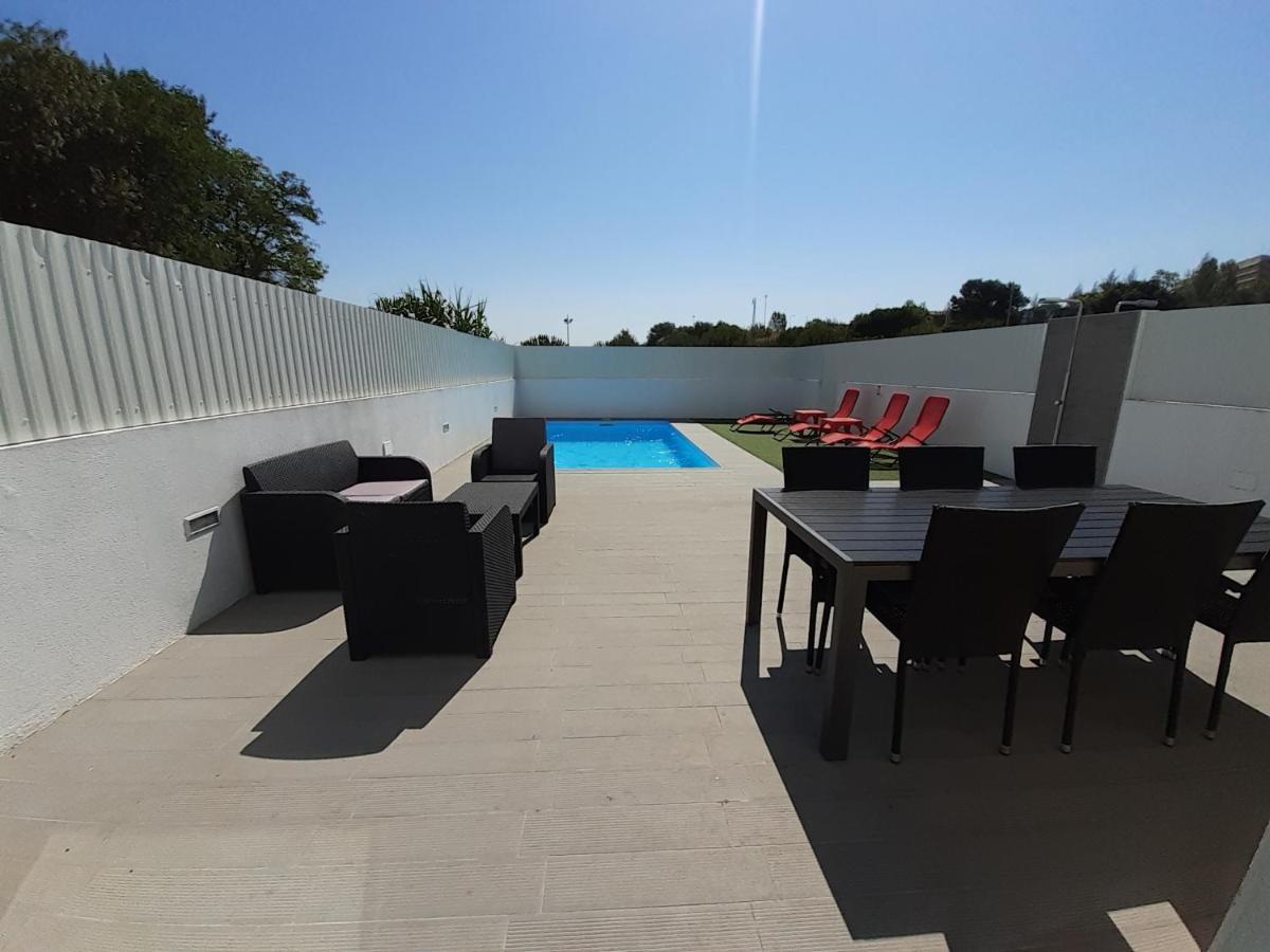 Lisbon Tagus River 2 Suites Private Pool D Almada Eksteriør billede