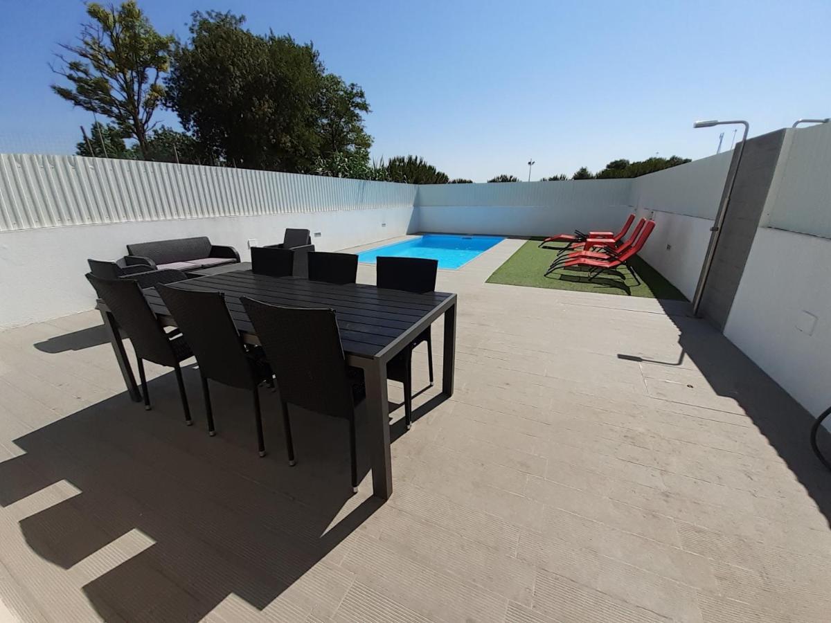 Lisbon Tagus River 2 Suites Private Pool D Almada Eksteriør billede