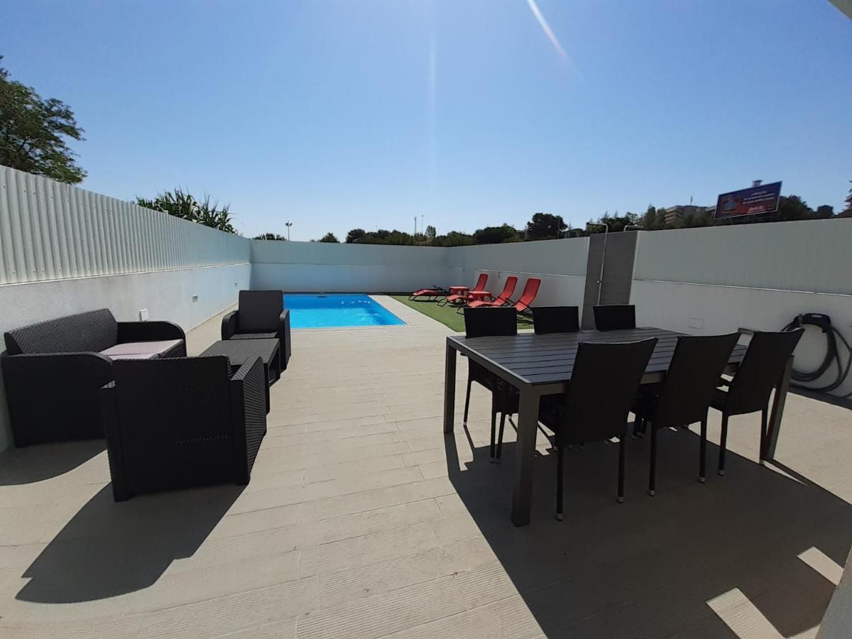 Lisbon Tagus River 2 Suites Private Pool D Almada Eksteriør billede