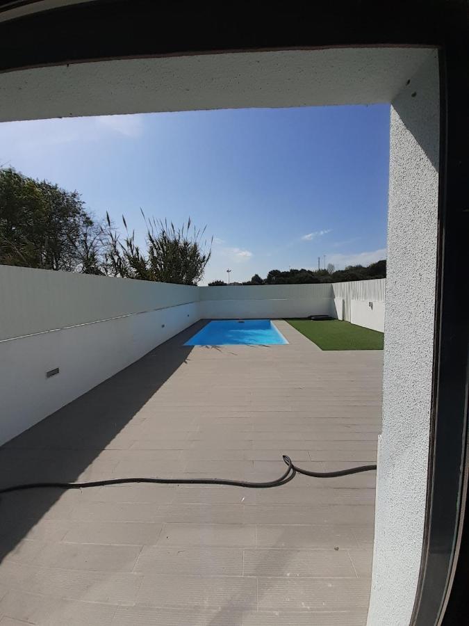 Lisbon Tagus River 2 Suites Private Pool D Almada Eksteriør billede