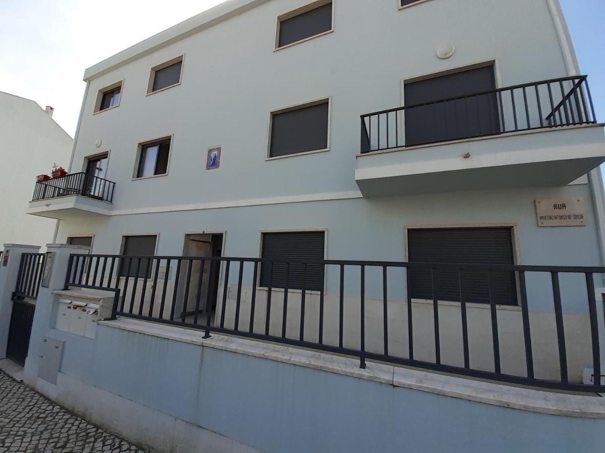 Lisbon Tagus River 2 Suites Private Pool D Almada Eksteriør billede